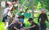 Tết Thiếu nhi, trẻ em Hà Nội đến nông trại ở ngoại thành làm nông dân